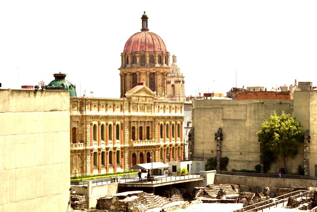 El Mayor-View of the Zocalo Mexico City Travel Tips